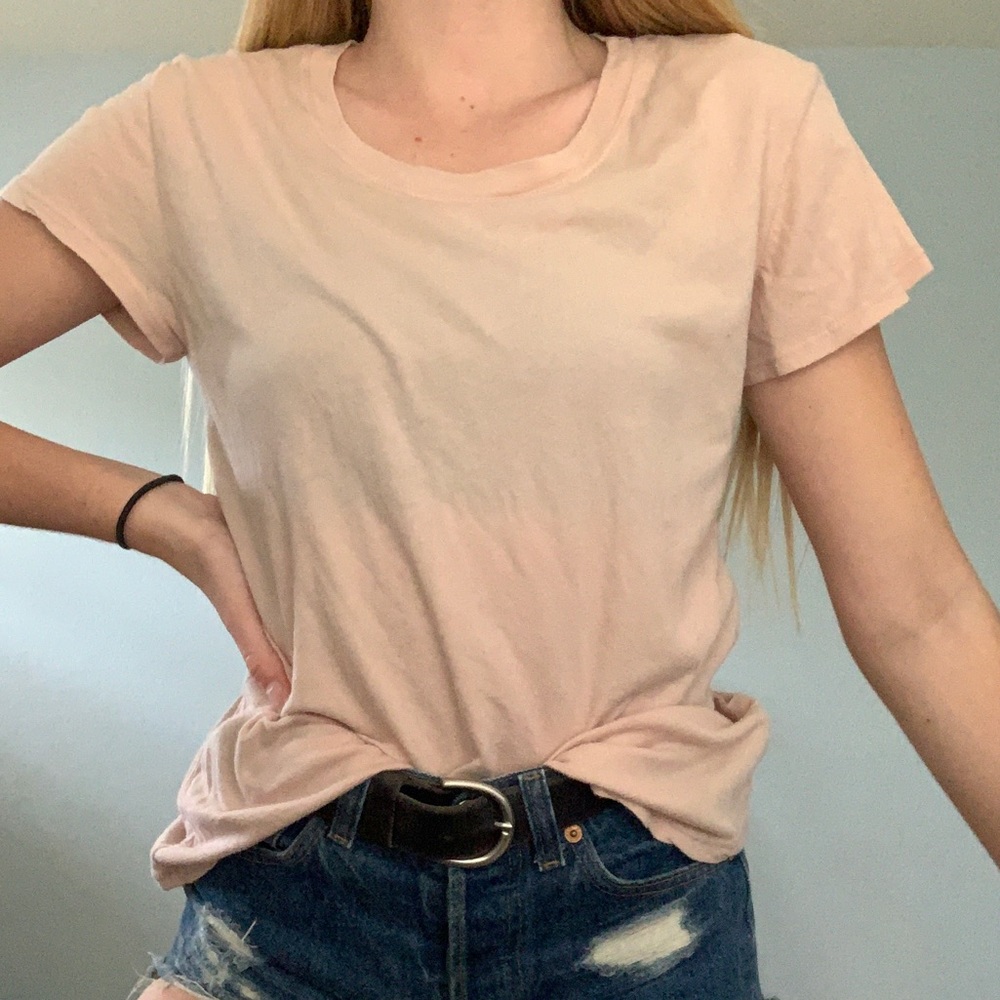 Light pink Brandy melville tee